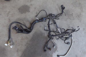 WIĄZKA INSTALACJA KOSTKA WTYCZKA SILNIKA 