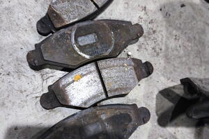 AMORTYZATORY SPRĘŻYNA PRZÓD LEWY PRAWY KPL