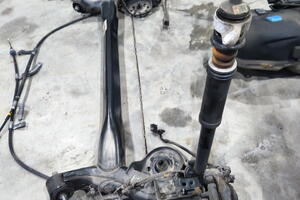 OŚ BELKA ZAWIESZENIE TYŁ