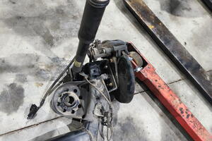 OŚ BELKA ZAWIESZENIE TYŁ