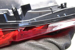 LAMPA KLAPY TYŁ PRAWA W KLAPĘ