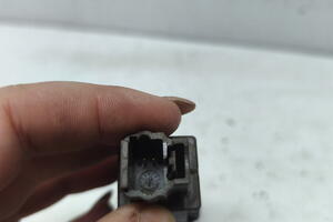 PRZEŁĄCZNIK WŁACZNIK AIRBAG